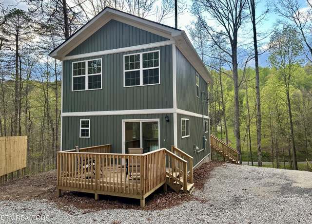 Property at 170 Lone Mountain Rd, Andersonville, TN 37705, 2 beds, 2.5 baths