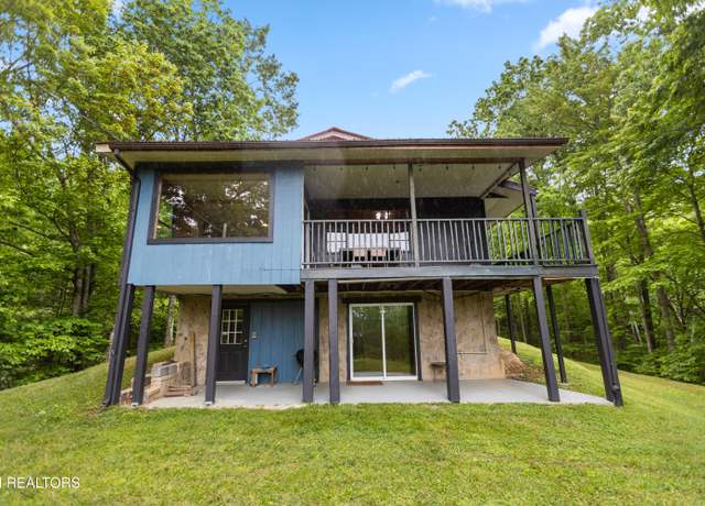 Property at 3724 Warden Branch Ln, Gatlinburg, TN 37738, 3 beds, 2 baths