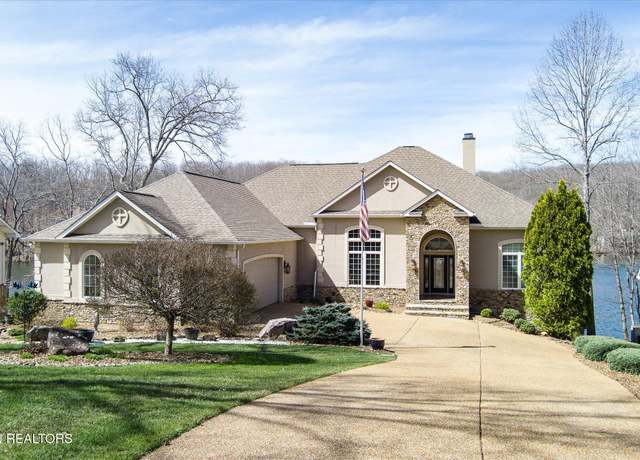 Property at 111 Sherwood Cir, Crossville, TN 38558, 5 beds, 4.5 baths