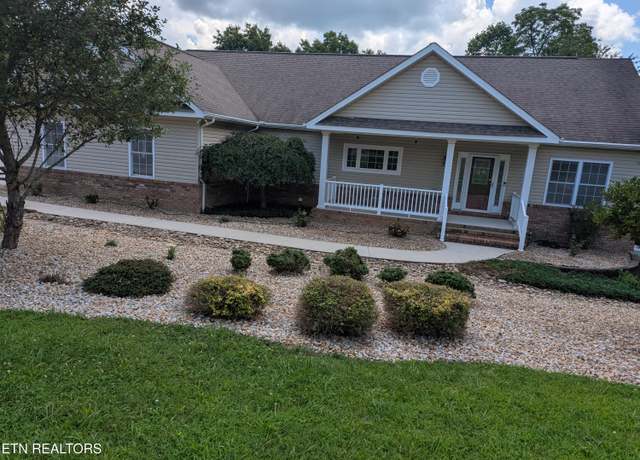 Property at 484 Peavine Firetower Rd, Crossville, TN 38571, 3 beds, 3.5 baths
