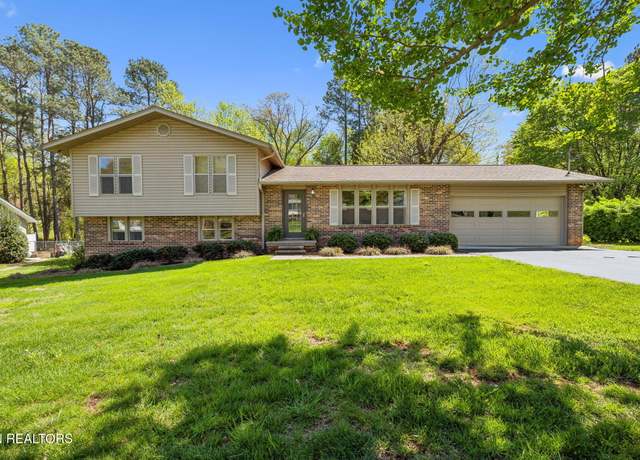 Property at 11720 Foxford Dr, Knoxville, TN 37934, 3 beds, 2 baths