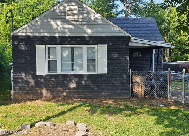 Property at 4621 Freund St, Knoxville, TN 37920, 2 beds, 1.5 baths