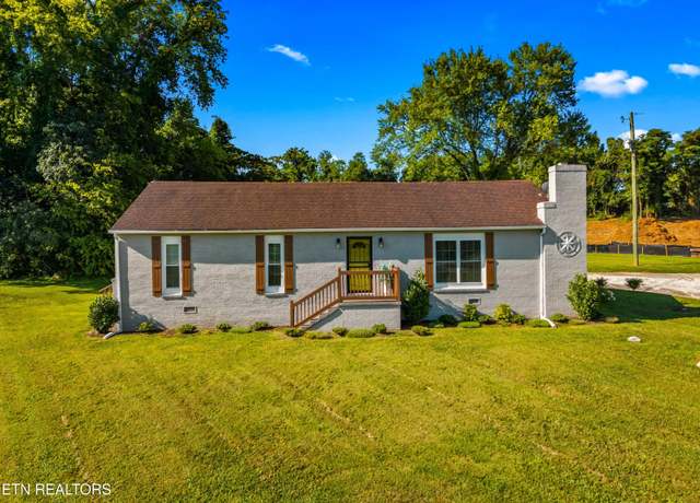 Property at 6220 Roscoe Ln, Knoxville, TN 37914, 2 beds, 2.5 baths