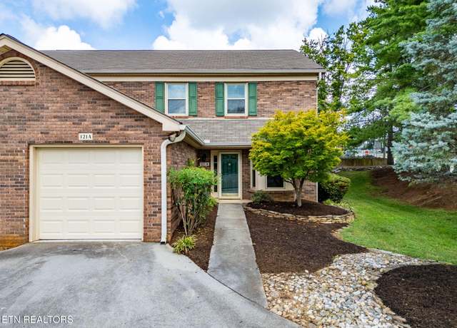 Property at 121 Durwood Rd Unit A, Knoxville, TN 37922, 3 beds, 2.5 baths
