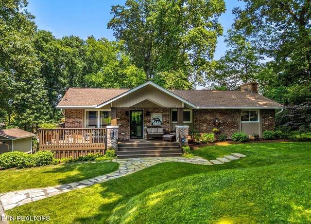 Property at 12220 Warrior Trail Trl, Knoxville, TN 37922, 4 beds, 2.5 baths