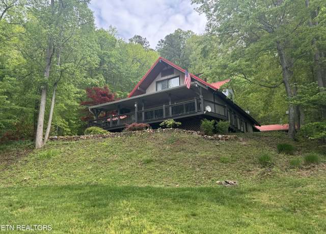 Property at 810 Laurel Lake Cir, Madisonville, TN 37354, 3 beds, 2.5 baths