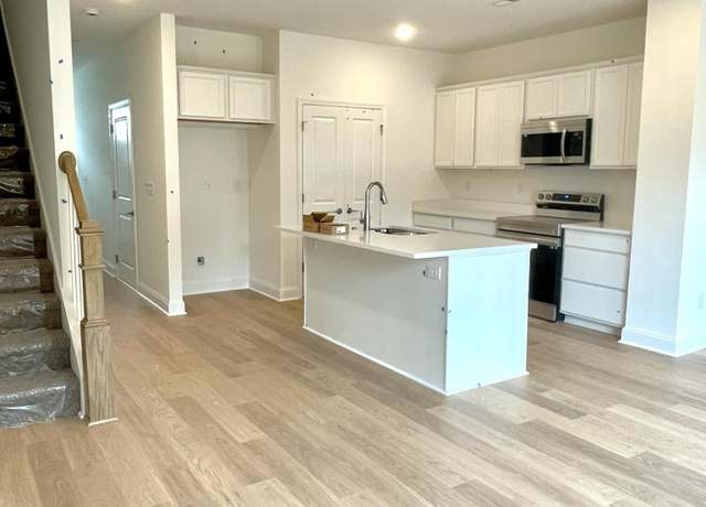 Property at 9171 Rolling Stone Way, Knoxville, TN 37920, 3 beds, 2.5 baths
