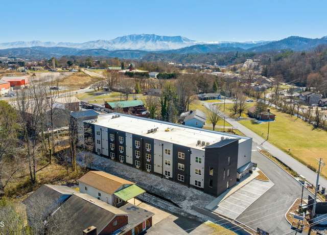 Property at 227 Sharon Dr #201, Pigeon Forge, TN 37863, 2 beds, 1 bath
