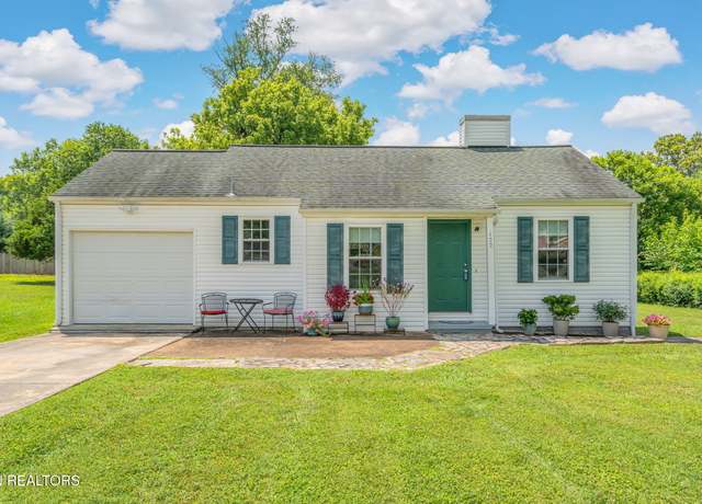 Property at 122 Lake View Dr, Knoxville, TN 37920, 2 beds, 1 bath