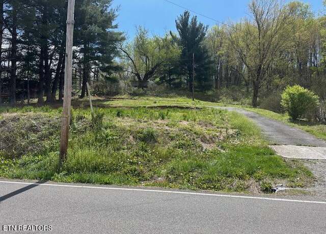 Property at 6000 Dr Thomas Walker Rd, Rose Hill, VA 24281