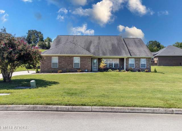 Property at 110 S Wingate Dr, Lenoir City, TN 37771, 3 beds, 2 baths