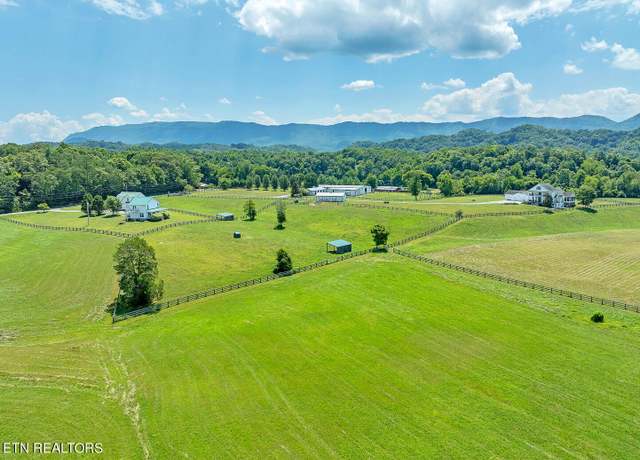 Property at 1531 Ellejoy Rd, Seymour, TN 37865, 3 beds, 3.5 baths