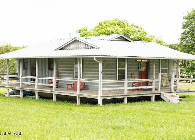 Property at 1003 Saxony Ave, Jamestown, TN 38556, 2 beds, 1 bath