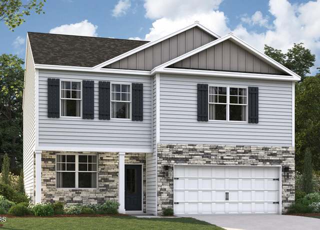 Property at 915 Utopia Ln, Knoxville, TN 37932, 3 beds, 2.5 baths