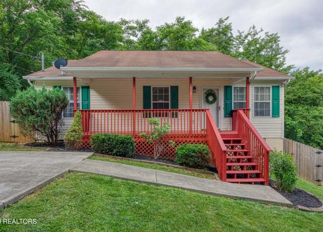 Property at 1434 NW Lantana Ln, Knoxville, TN 37912, 3 beds, 2 baths