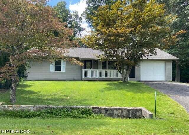Property at 484 Meadows Rd, Sparta, TN 38583, 2 beds, 2 baths