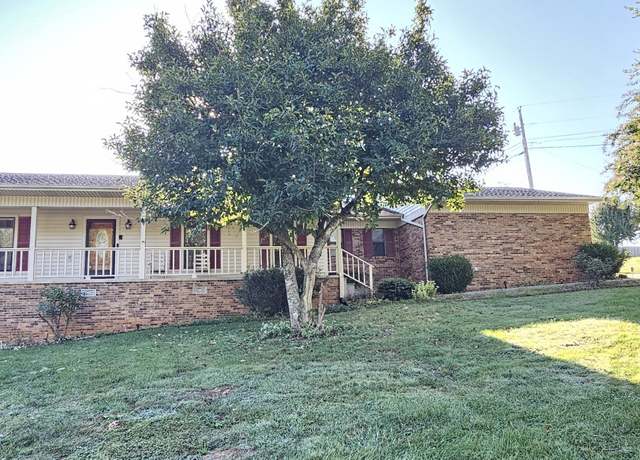 Property at 5725 Academy Dr, Morristown, TN 37814, 3 beds, 2 baths