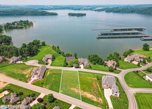 Property at 379 Cypress Pointe Dr, Lenoir City, TN 37772