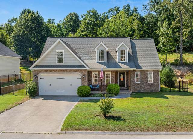 Property at 1127 Hillside Ln, Lenoir City, TN 37771, 4 beds, 2.5 baths