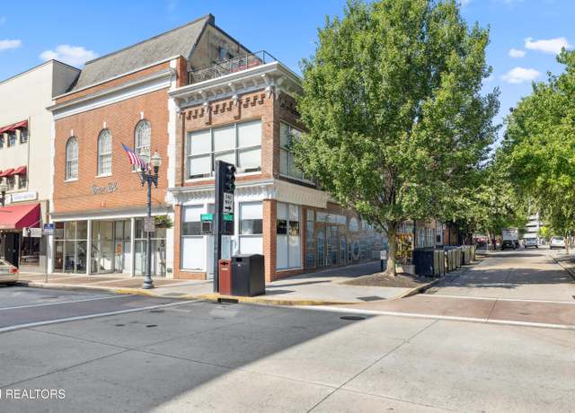 Property at 304 Wall Ave #11, Knoxville, TN 37902, 2 beds, 2 baths