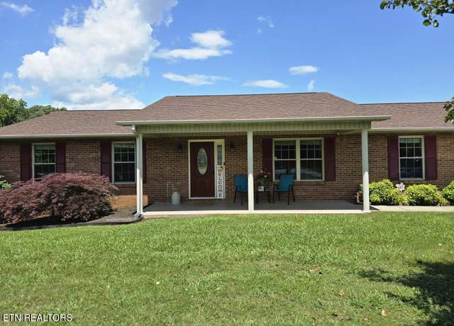 Property at 1800 Mountain View Rd, Lenoir City, TN 37771, 5 beds, 3 baths