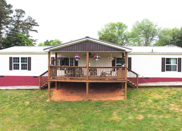 Property at 3409 Copper Ridge Rd, Morristown, TN 37814, 3 beds, 2 baths