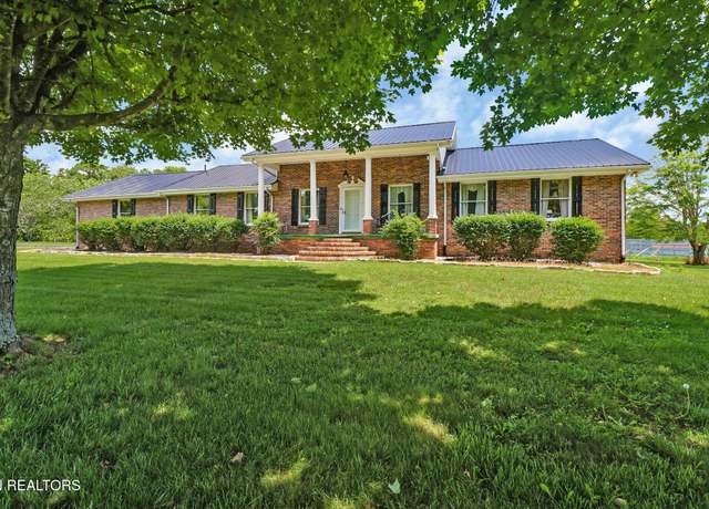 Property at 843 Dunbar Rd, Crossville, TN 38572, 2 beds, 3 baths