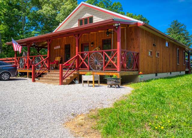 Property at 305 Griffin Ln, Allardt, TN 38504, 2 beds, 2 baths