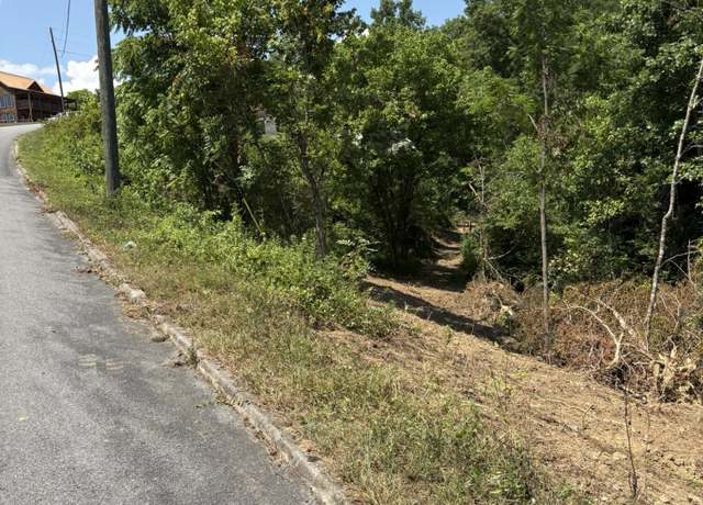Property at Oak Lake Dr Dr, Sevierville, TN 37876
