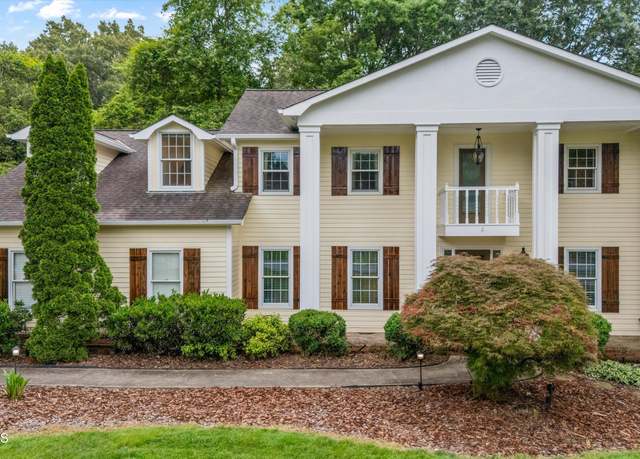 Property at 600 Old Tavern Circle Cir, Knoxville, TN 37934, 5 beds, 3.5 baths