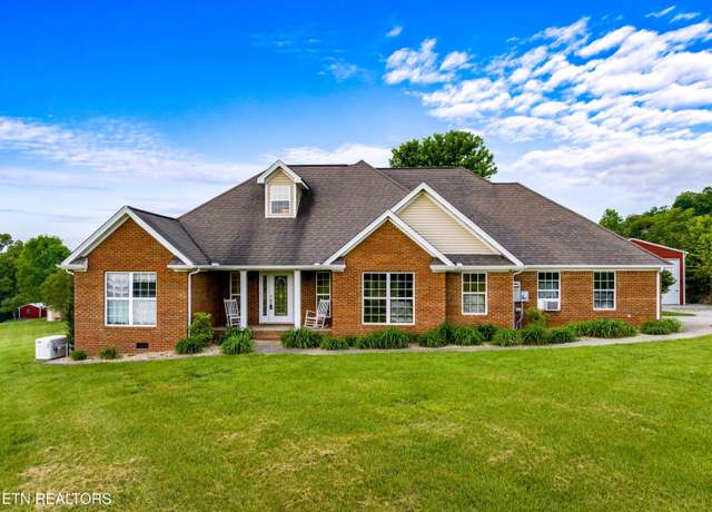 Property at 687 Burchfield Rd, Dandridge, TN 37725, 3 beds, 2.5 baths