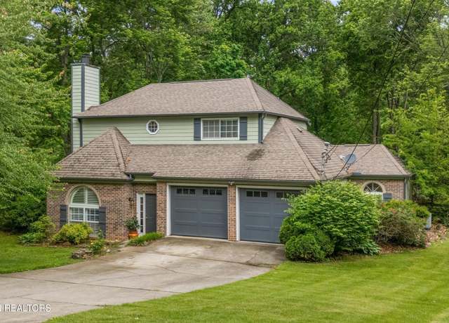 Property at 1355 Pine Springs Rd, Knoxville, TN 37922, 3 beds, 2.5 baths
