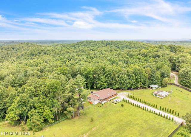Property at 351 Zac Rd, Sunbright, TN 37872, 3 beds, 3 baths