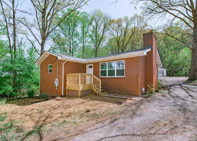 Property at 318 Lee Rd, Clinton, TN 37716, 3 beds, 1 bath