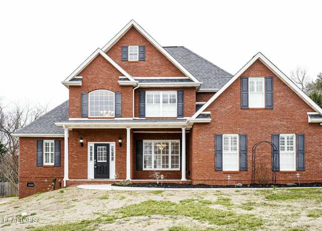 Property at 3711 Gooseneck Dr, Knoxville, TN 37920, 4 beds, 3 baths