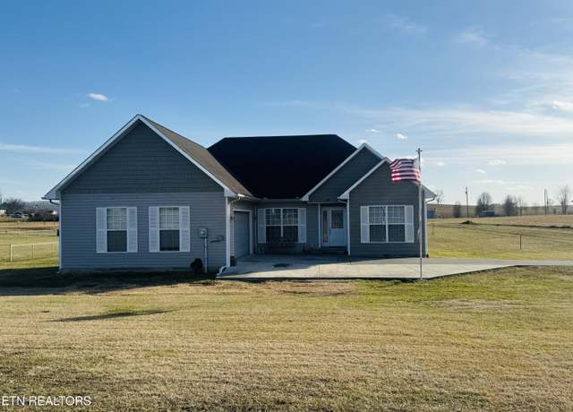 Property at 963 Oakland Rd, Sweetwater, TN 37874, 3 beds, 2 baths