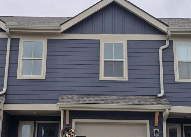 Property at 1334 Mountain Quail Cir, Maryville, TN 37801, 2 beds, 2.5 baths