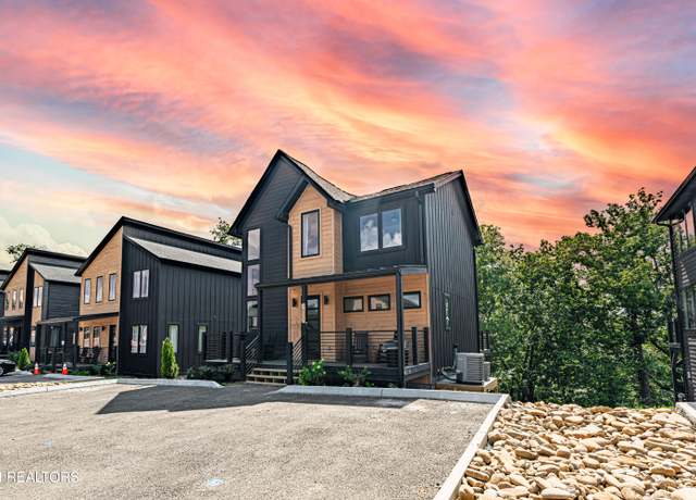 Property at 1321 Reedmont Way, Sevierville, TN 37876, 4 beds, 5 baths