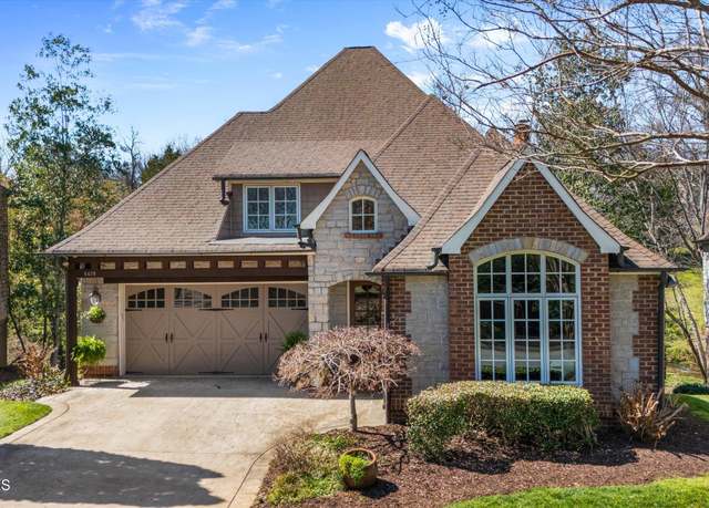 Property at 6429 Cobblecreek Way, Knoxville, TN 37919, 4 beds, 4.5 baths