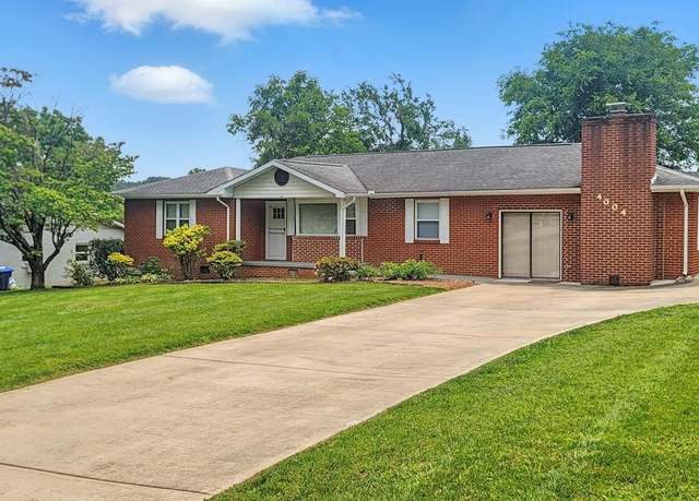 Property at 4004 Deerfield Rd, Knoxville, TN 37921, 3 beds, 2 baths