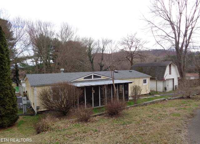 Property at 130 Tom Treece Rd, Morristown, TN 37814, 3 beds, 2 baths