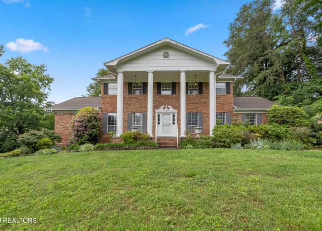 Property at 10628 Sandpiper Ln, Knoxville, TN 37922, 4 beds, 4.5 baths