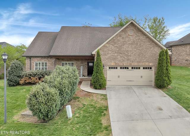 Property at 2832 Wallace Hitch Dr, Maryville, TN 37801, 3 beds, 2 baths