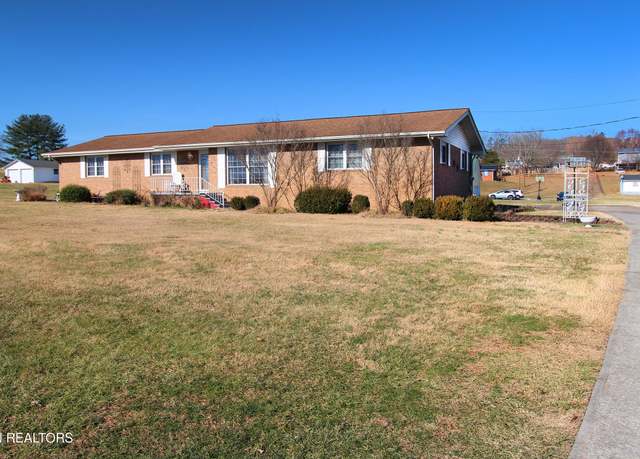 Property at 1636 Tazewell Pike, Corryton, TN 37721, 4 beds, 2 baths