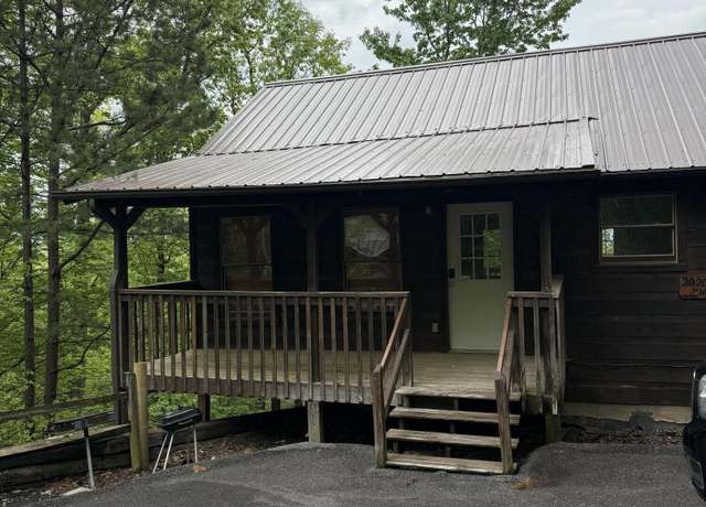 Property at 2020 Regans Ridge Way, Sevierville, TN 37876, 4 beds, 3 baths