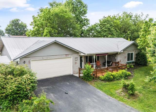 Property at 3656 Blue Byrd Ln, Kodak, TN 37764, 3 beds, 2 baths
