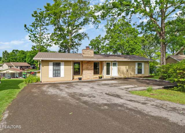 Property at 9545 Cherokee Trl, Crossville, TN 38572, 2 beds, 2 baths
