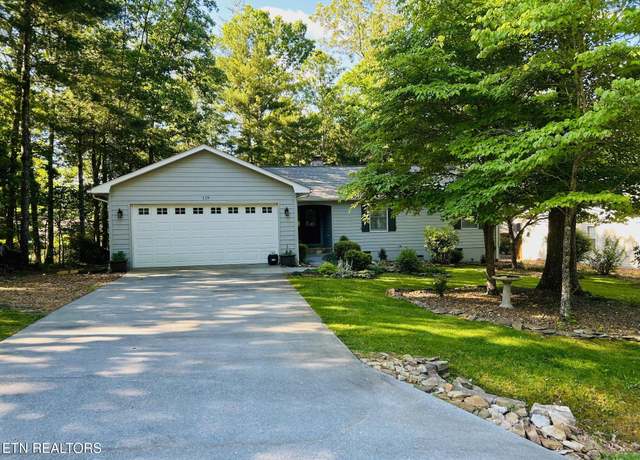 Property at 119 Winslow Ln, Crossville, TN 38558, 3 beds, 2 baths