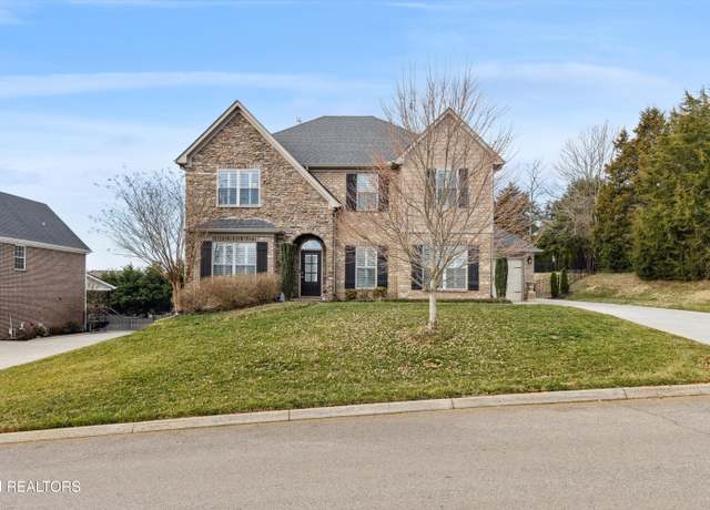 Property at 1614 Charlottesville Blvd, Knoxville, TN 37922, 5 beds, 3.5 baths