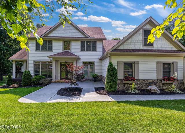 Property at 183 Lake Crest Dr, Lenoir City, TN 37772, 3 beds, 4 baths